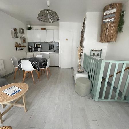 Houlgate Souplex 50M Plage Et Commerces Εξωτερικό φωτογραφία